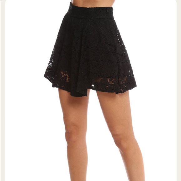 IRO OPAL SHORT.  Never worn - Picture 3 of 9